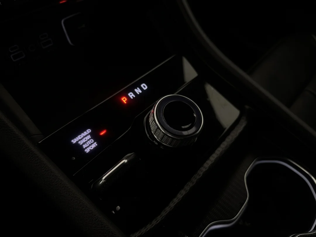 Certified Used 2024 Black Jeep Limited - - 4x4 - Black App Pkg - Pano Sunroof - Luxury Tech II & More! image 18