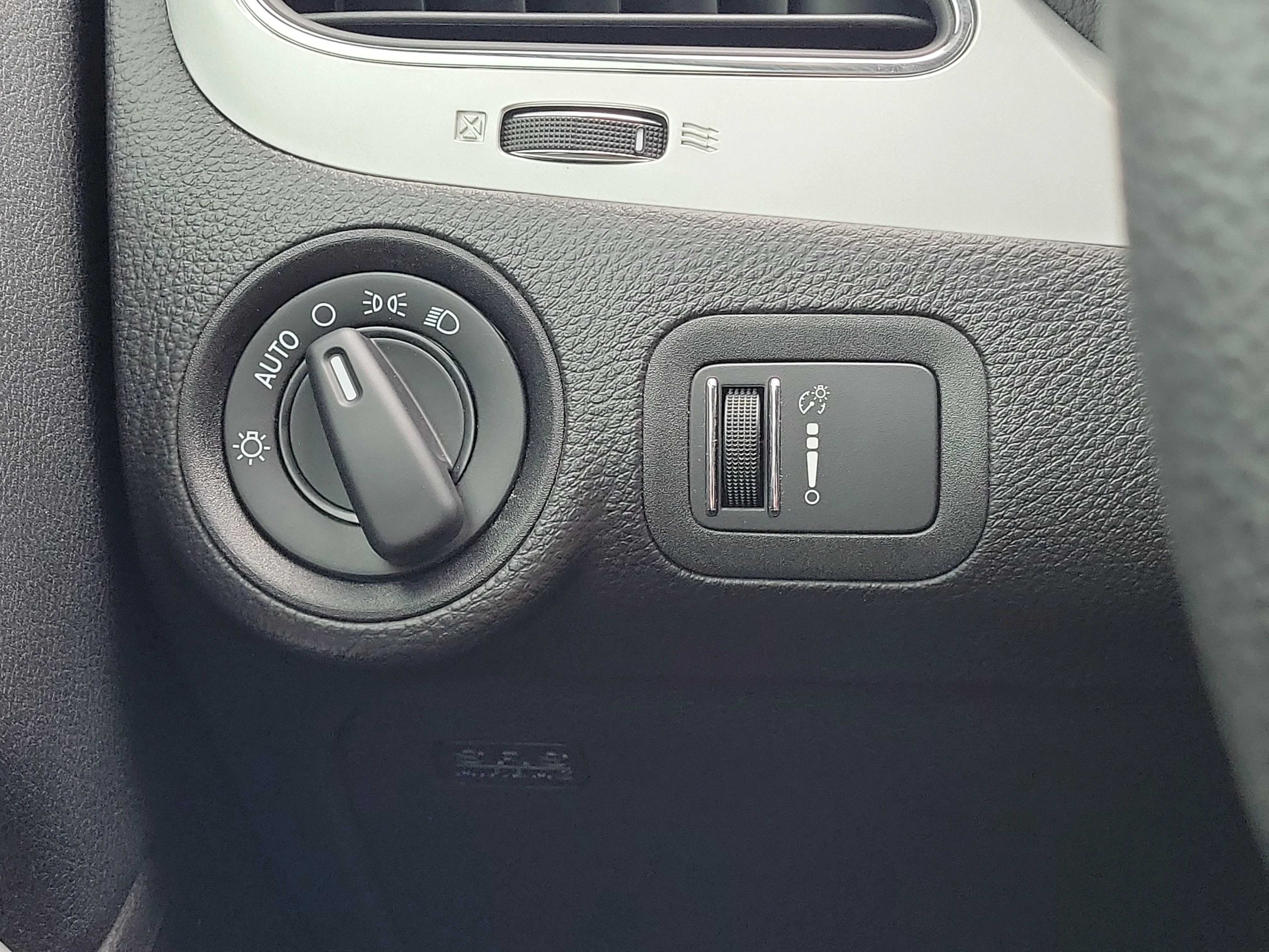 Used 2018 Red Line Dodge SE image 18