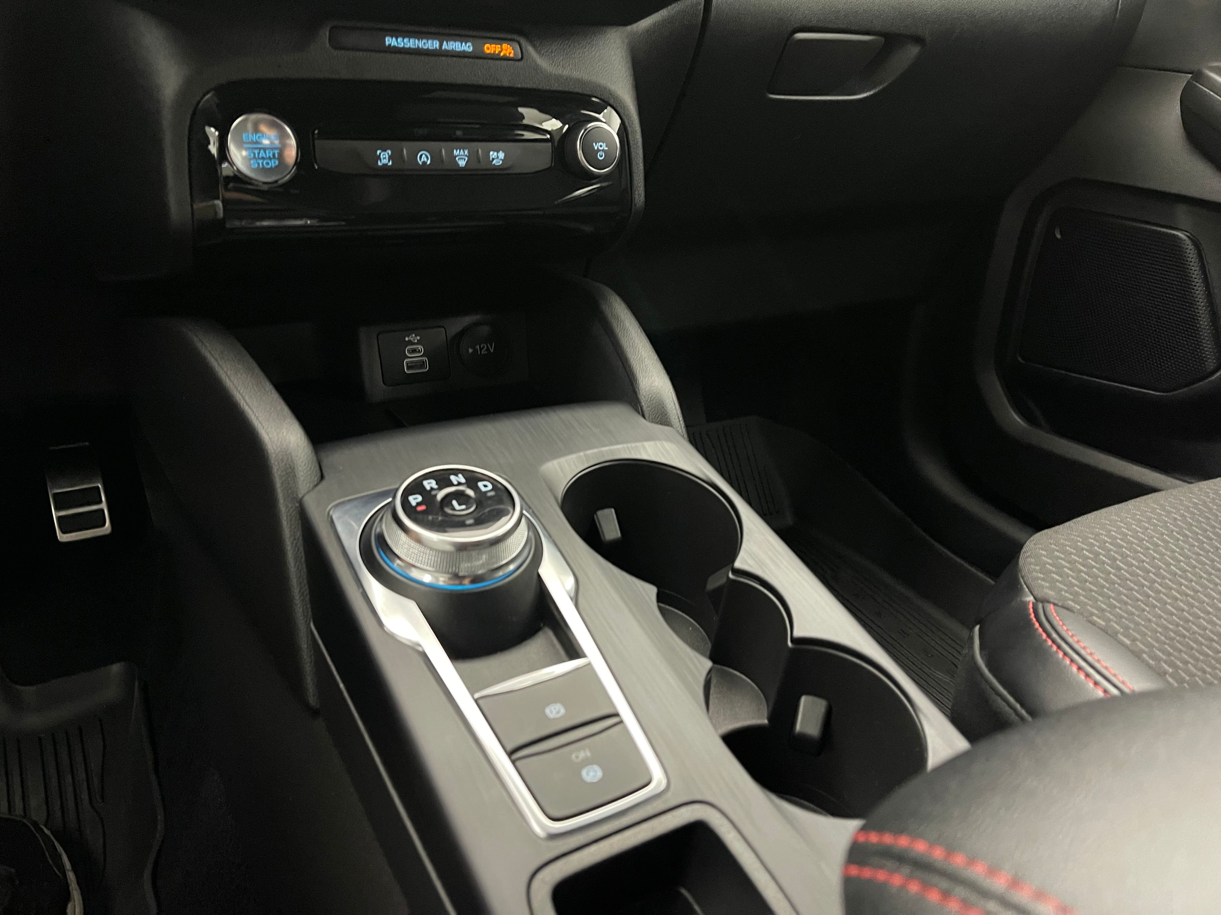 Used 2024 Black Metallic Ford ST-Line image 27