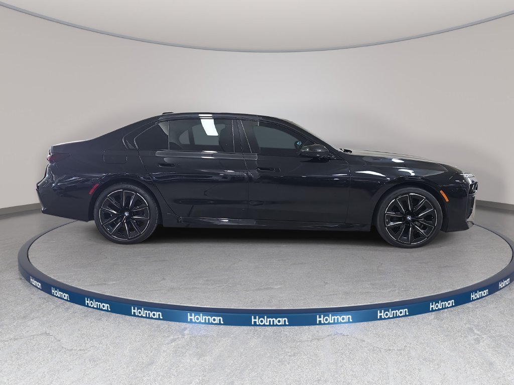 Certified Used 2024 Black Sapphire Metallic BMW 740i image 4