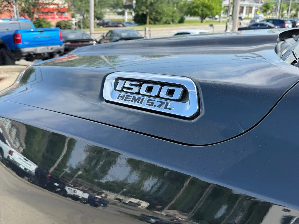 Used 2019 Black Ram Big Horn/Lone Star image 10