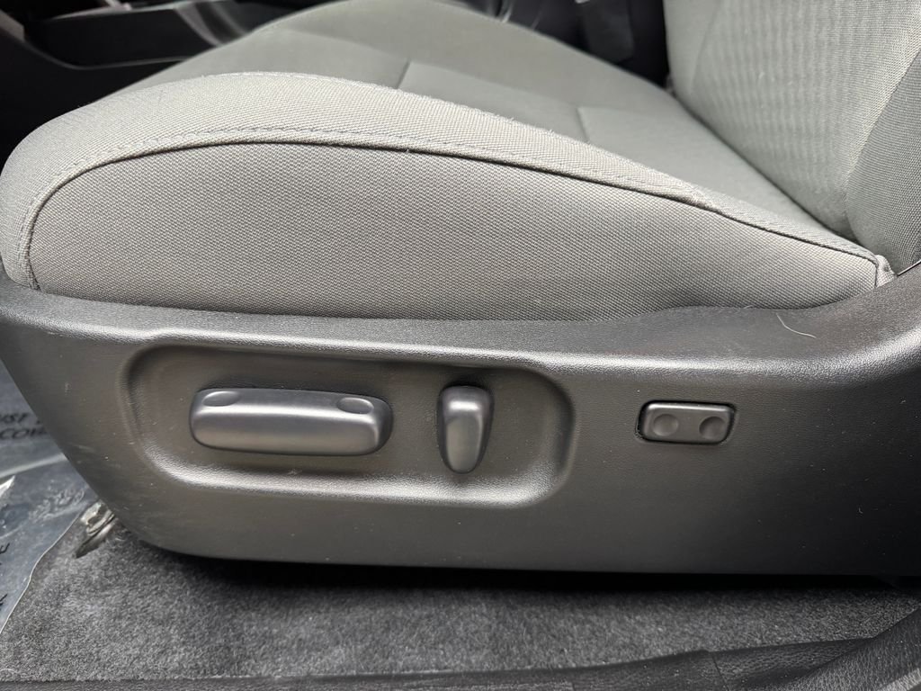 Used 2023 Silver Toyota SR5 image 12