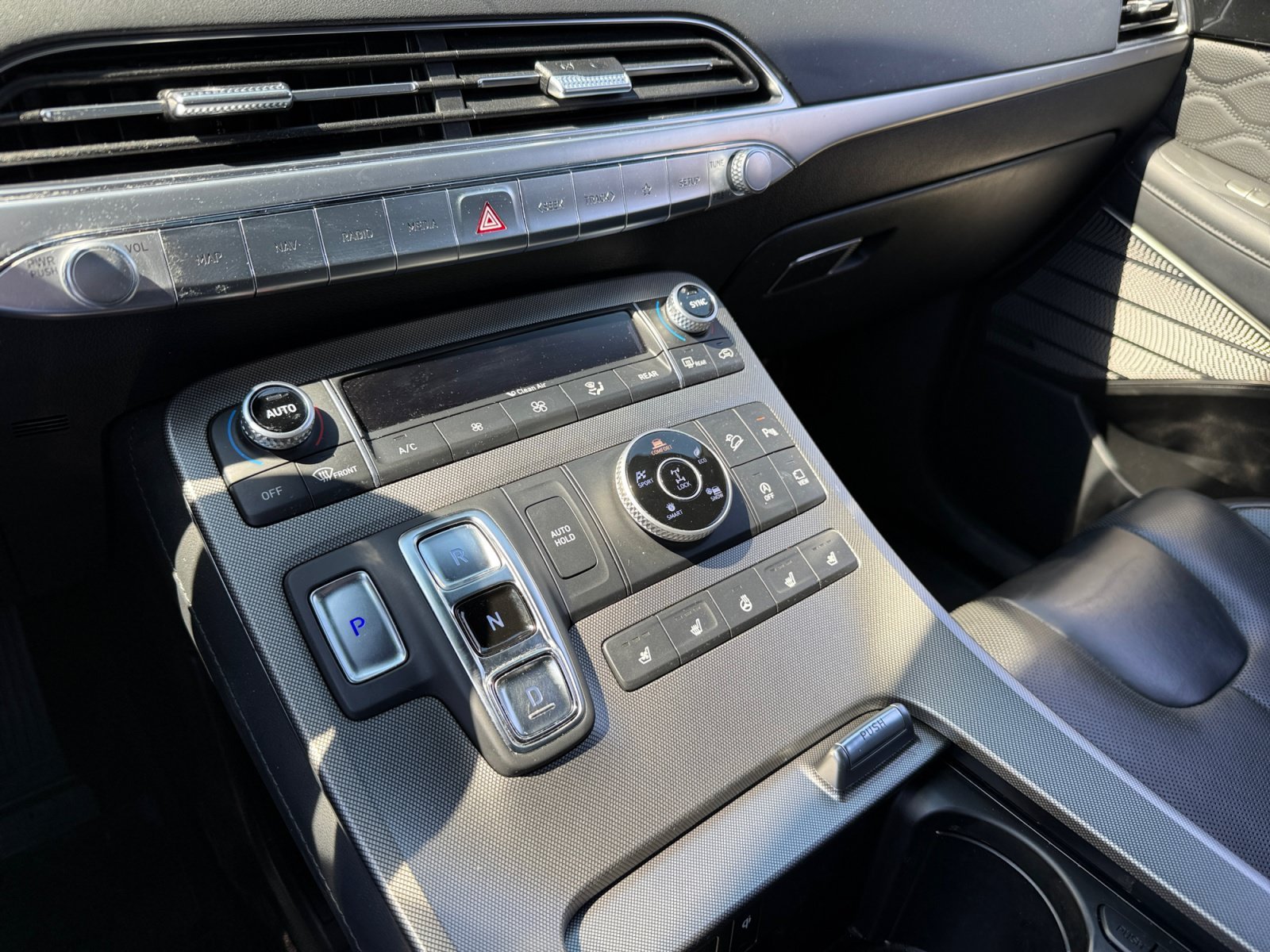 Certified Used 2020 Steel Graphite Hyundai Limited image 13