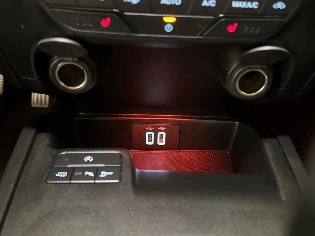 Certified Used 2020 Gray Ford Lariat image 29