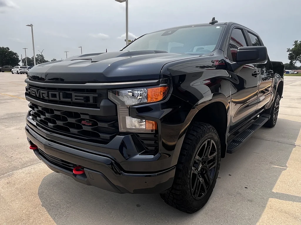 Used 2025 Black Chevrolet Custom Trail Boss image 7