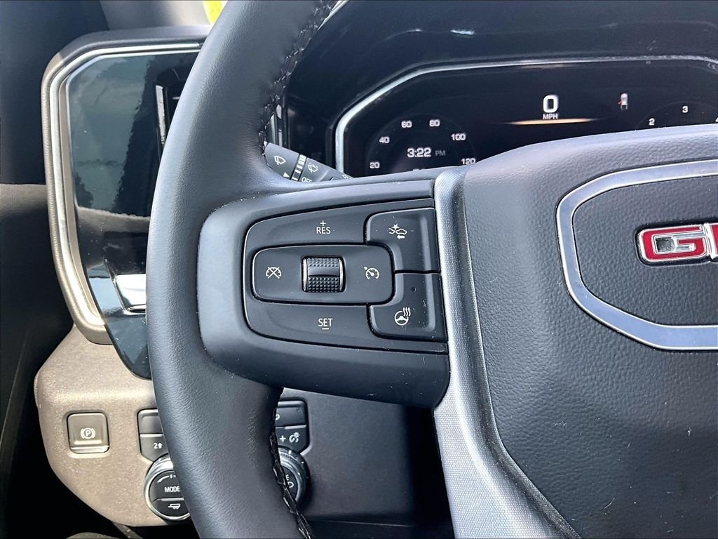 Used 2024 White GMC Elevation image 23