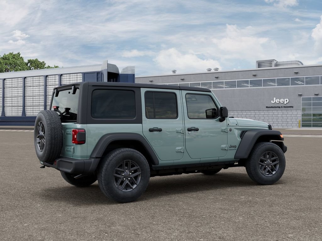 New 2026 Earl Clearcoat Jeep Sport S image 4