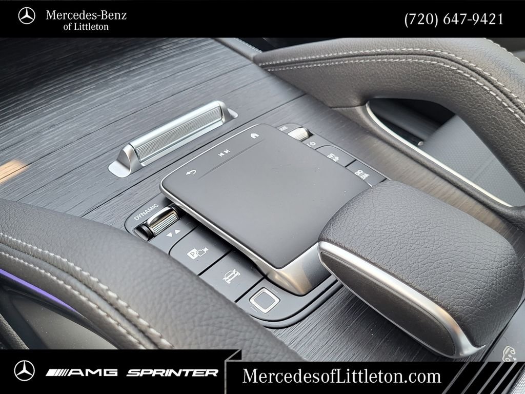 New 2026 Obsidian Black Metallic Mercedes-Benz GLE 580 image 19