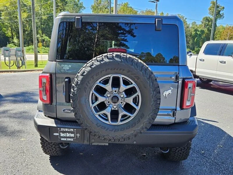 New 2025 Carbonized Gray Metallic Ford Badlands® image 13