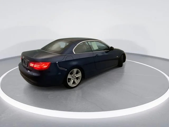 Used 2011 Blue BMW 328i image 6