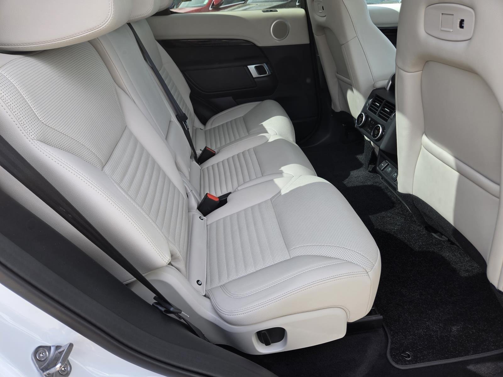 Used 2025 Fuji White Land Rover S image 39