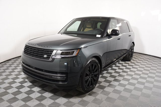 2026 Land Rover Range Rover SE