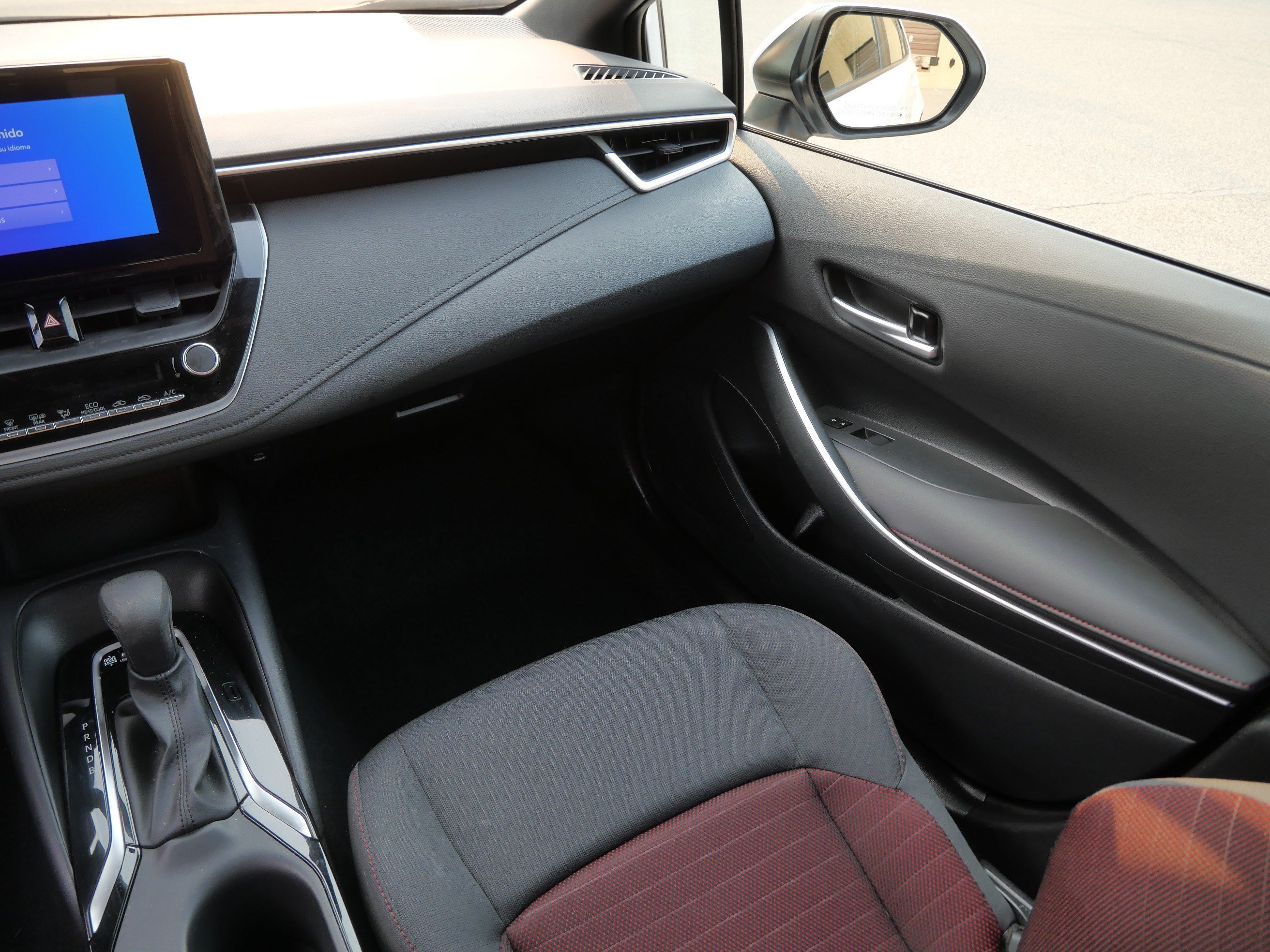 Certified Used 2023 Ice Cap Toyota SE image 12