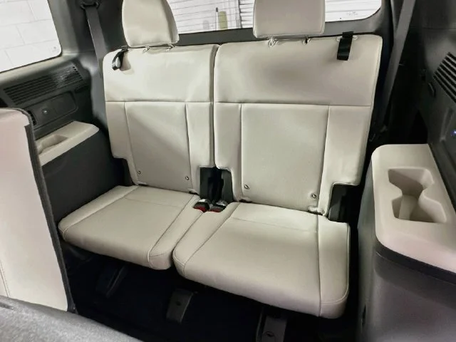 New 2027 Black Hyundai SEL image 12