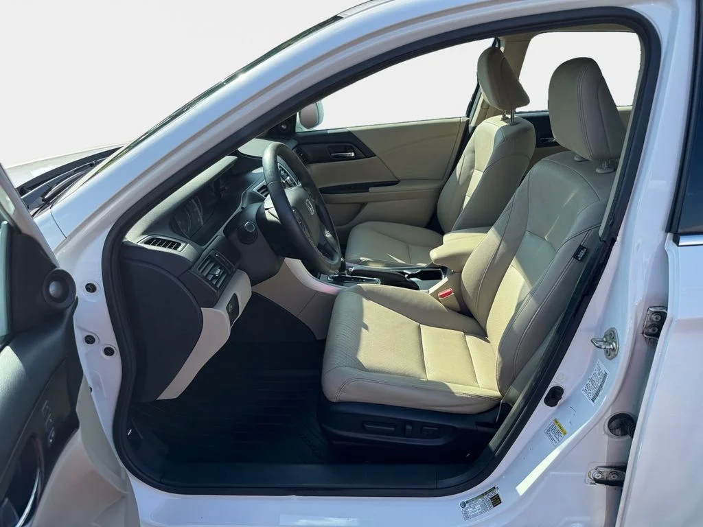Used 2014 White Orchid Pearl Honda EX-L image 12