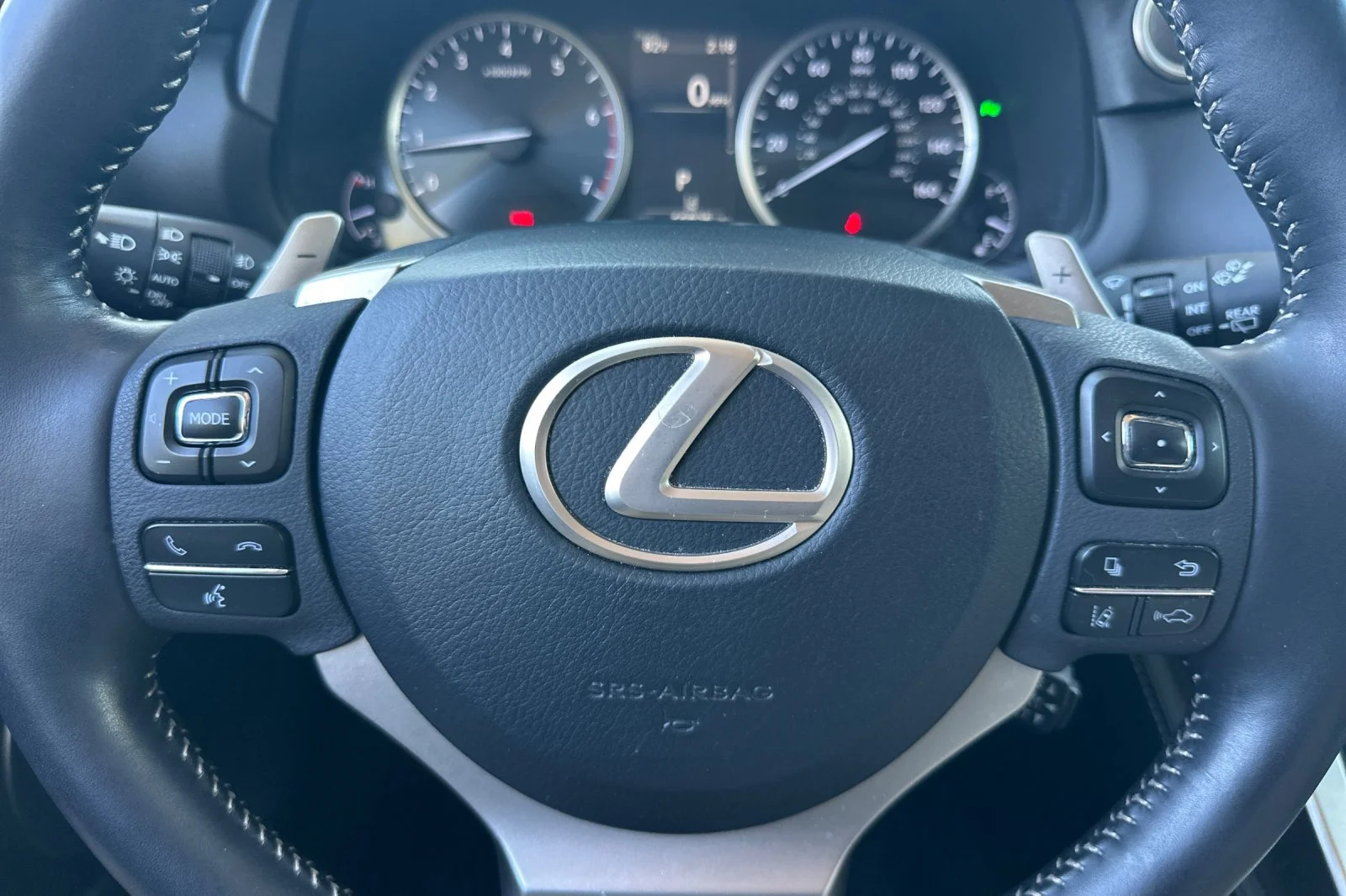 Used 2019 Silver Lexus 300 Base image 28