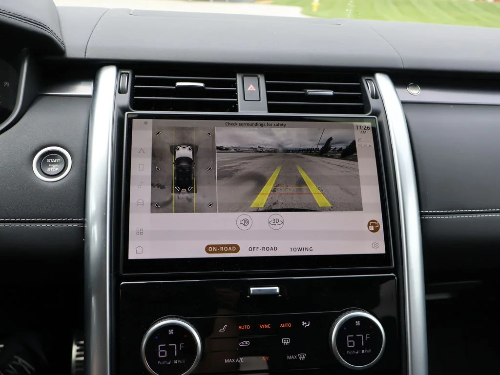 2025 Land Rover Discovery Metropolitan Edition - Photo 23