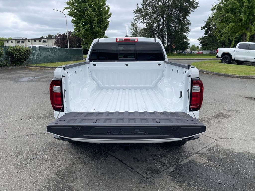 2025 GMC Canyon AT4 - Photo 25