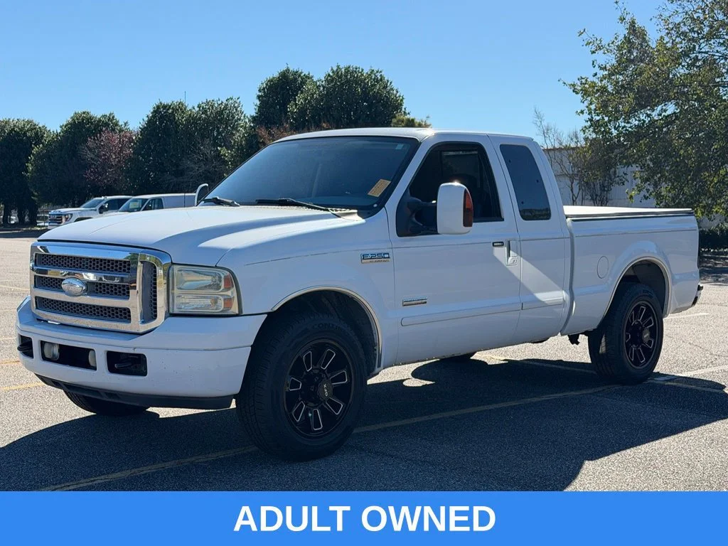 Used 2007  Ford XL image 8