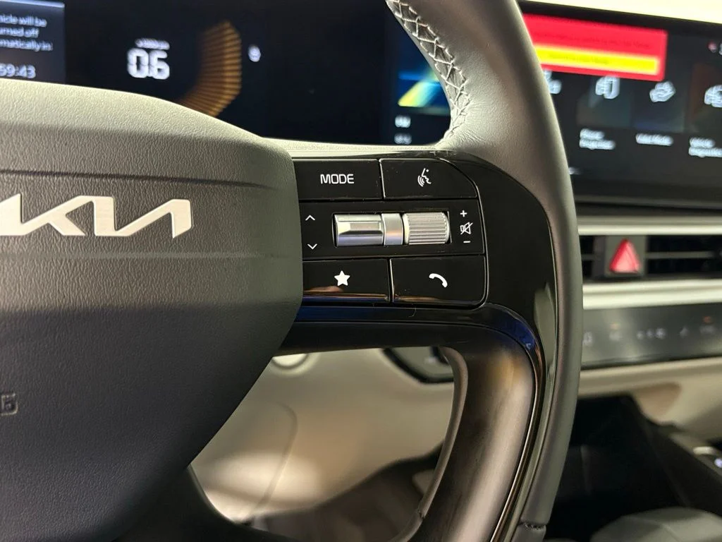 New 2026 Black Kia S image 21