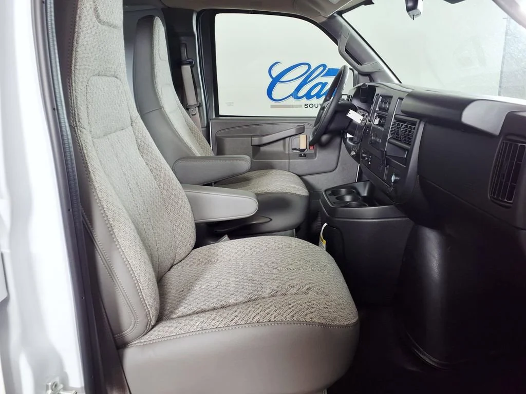 New 2026 Summit White GMC Work Van image 12