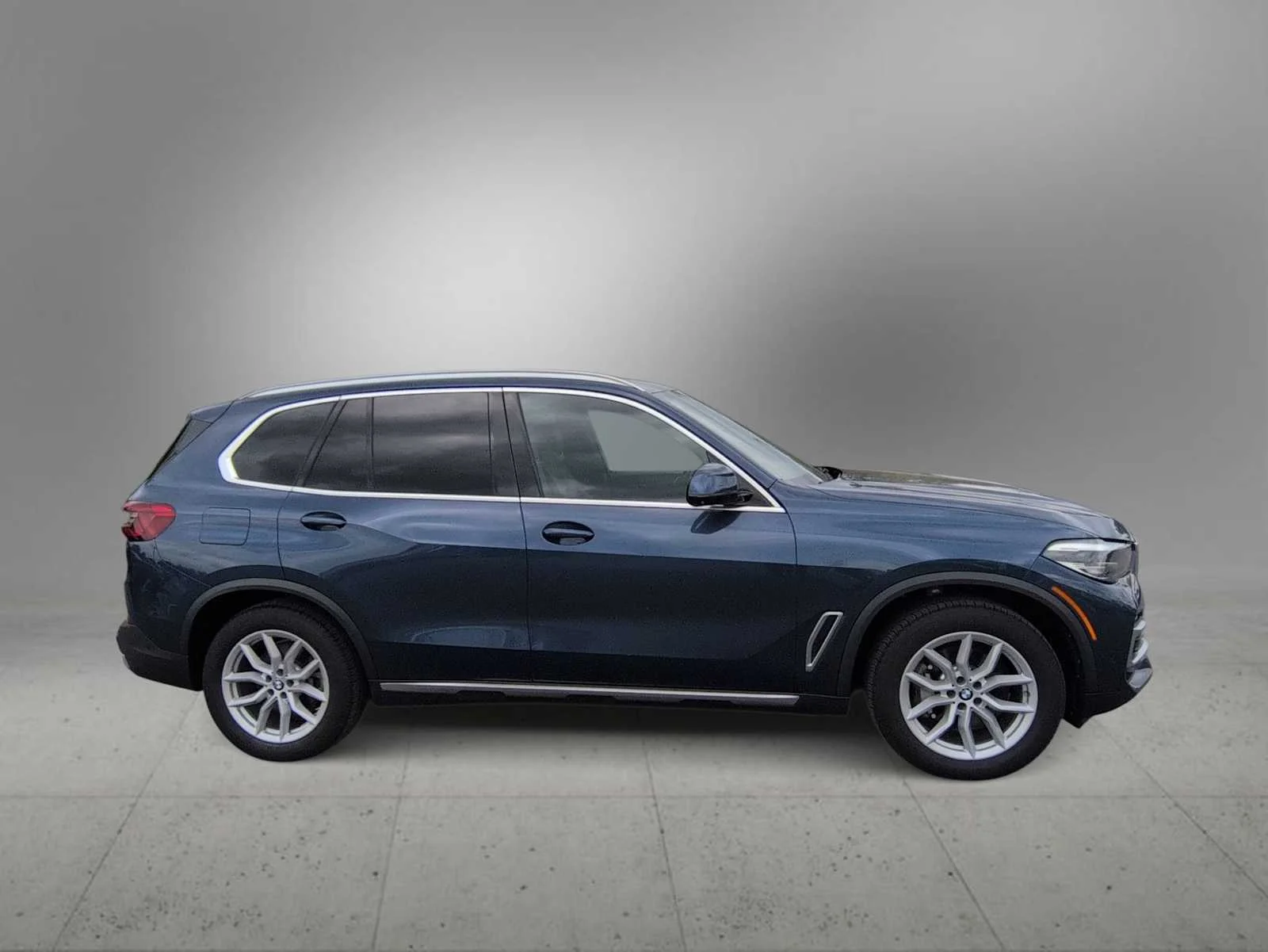 Used 2019 Phytonic Blue Metallic BMW xDrive40i image 9