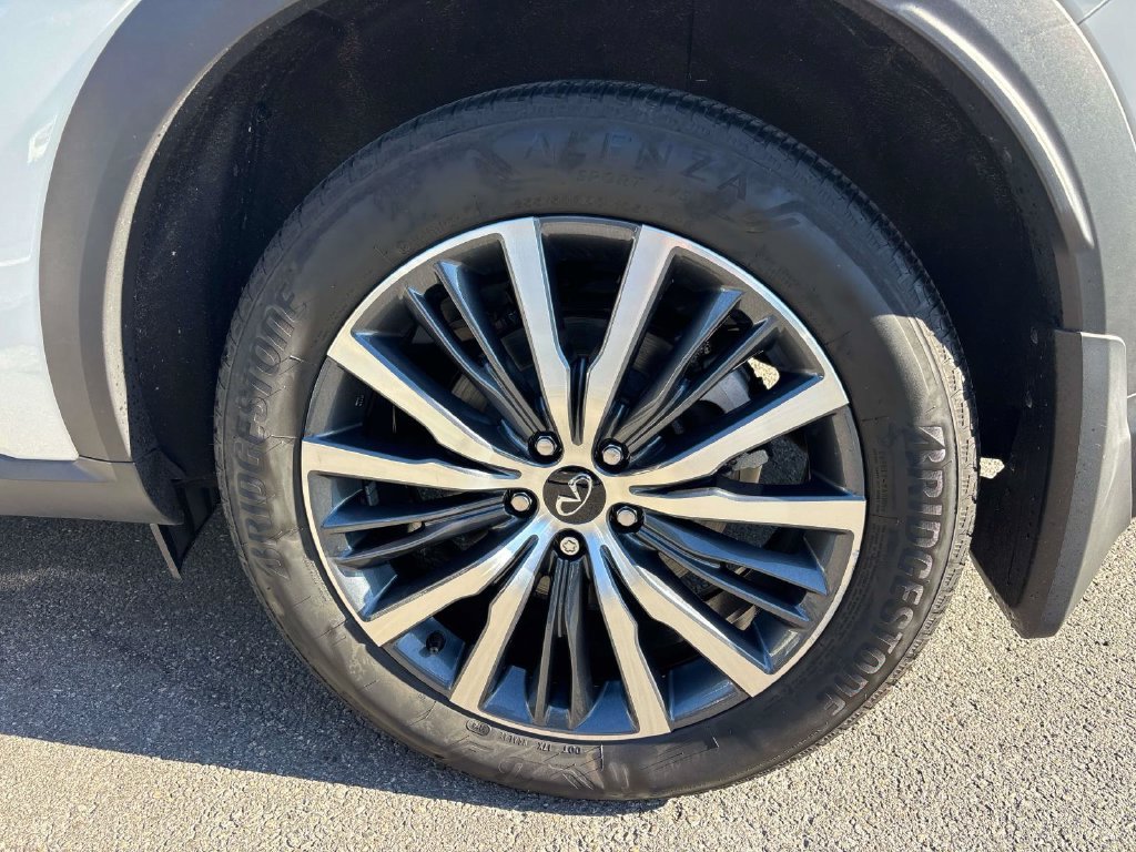 Certified Used 2025 Black INFINITI Autograph image 8