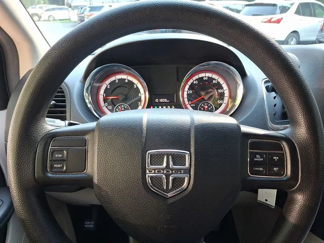 Used 2013 Gray Dodge SXT image 24