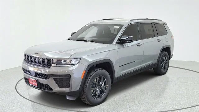 New 2027 Sting-Gray Clear-Coat Paint Jeep Laredo Altitude image 4