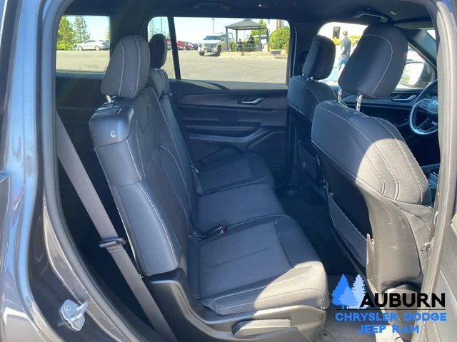 Used 2024 Gray Jeep Laredo image 13