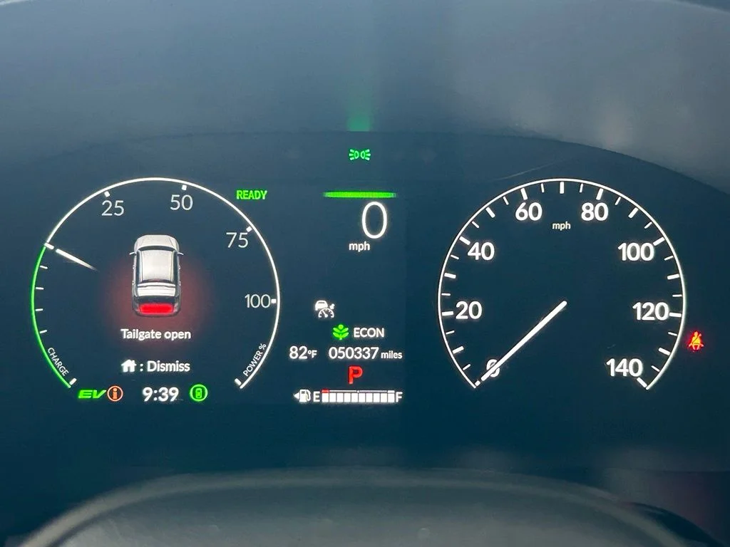 Used 2025 Radiant Red Metallic Honda Sport image 33