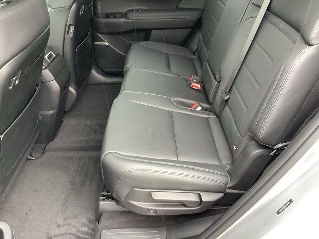 New 2026 Shimmering Silver Hyundai Limited image 10