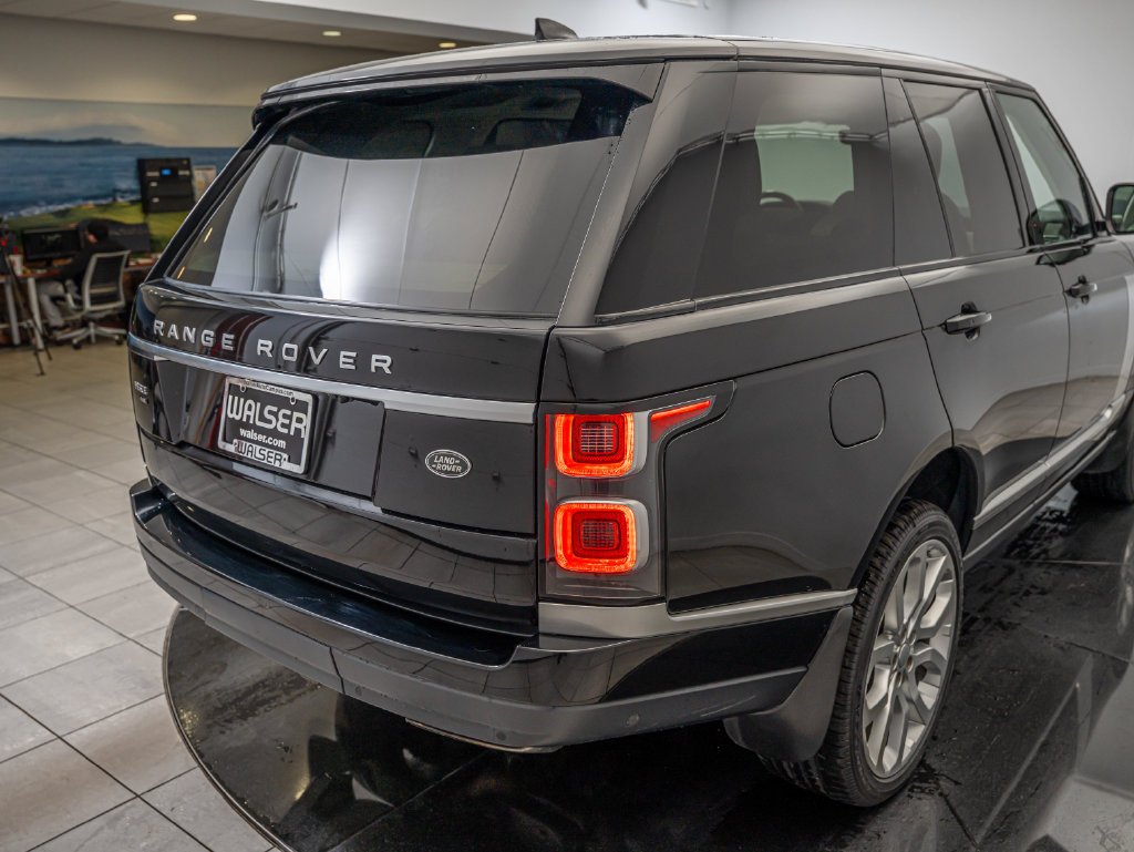 Used 2020 Black Land Rover HSE image 15