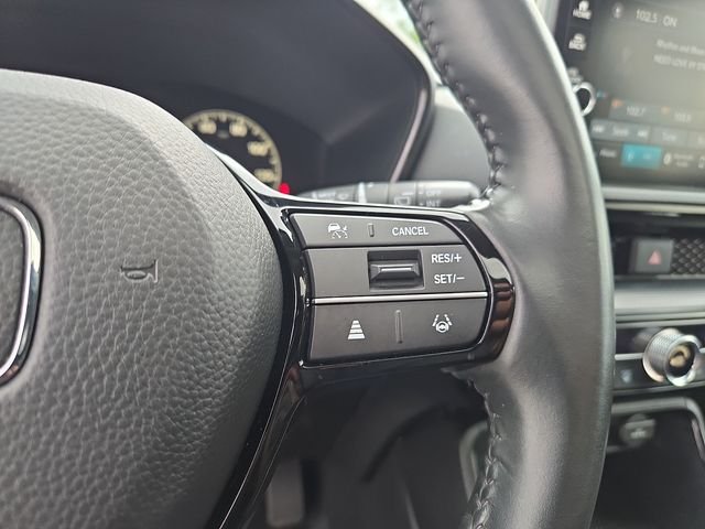 Used 2024 Crystal Black Pearl Honda EX-L image 22