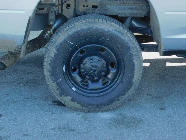 New 2026 Silver-Zynith Exterior Paint RAM Tradesman image 29