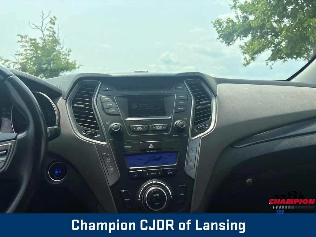 Used 2013 Gray Hyundai Base image 3