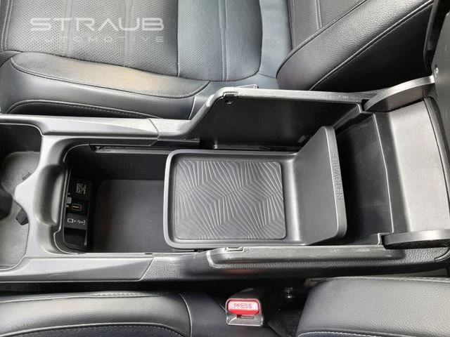 Used 2018  Honda Touring image 29
