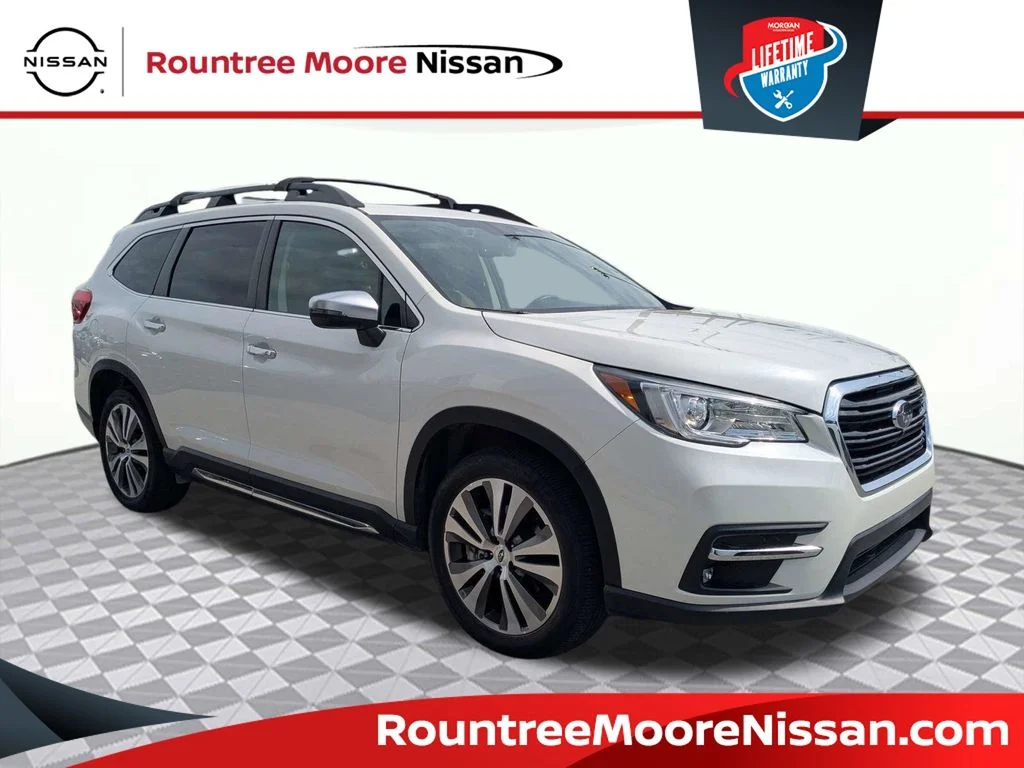 2022 Subaru Ascent Touring's photo