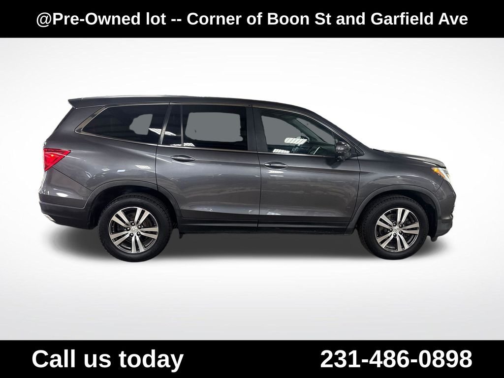 Used 2016  Honda EX-L image 6