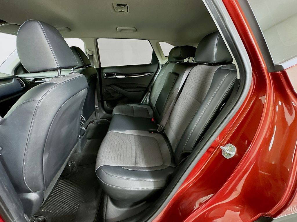 Used 2022 Orange Kia S image 24