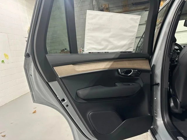 2026 Volvo XC90 Plus - Photo 13