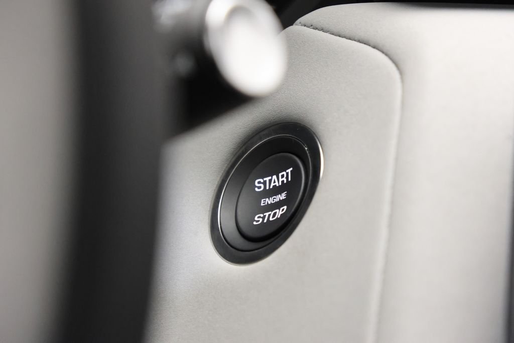 New 2026 Varesine Blue Land Rover Belgravia Edition image 23