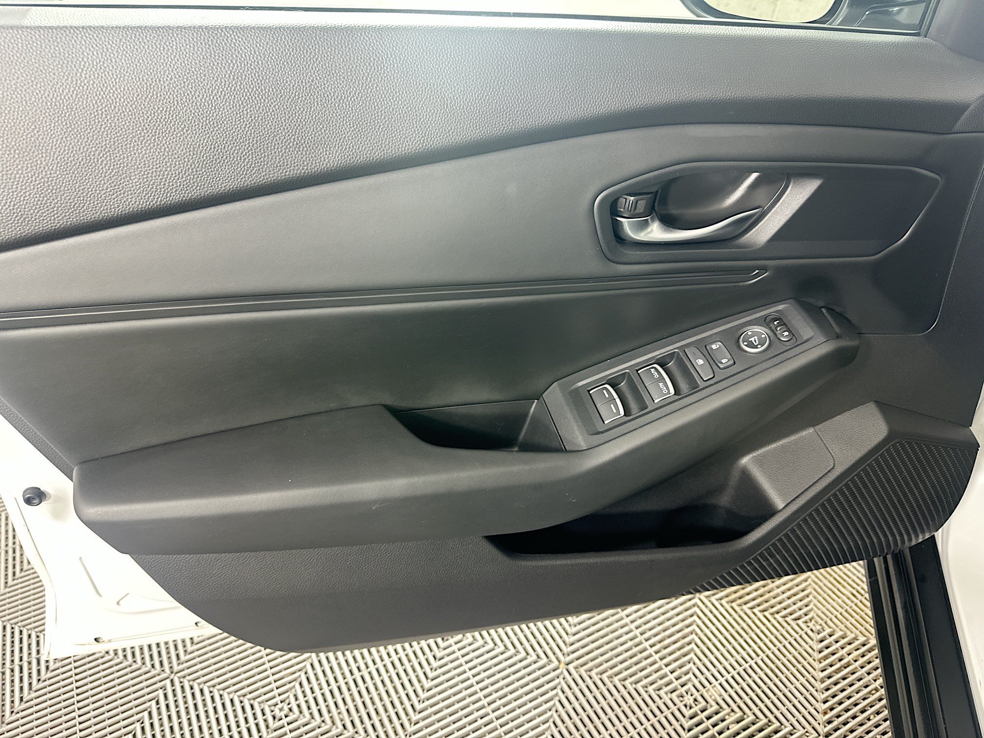 Used 2024 Platinum Honda EX image 18