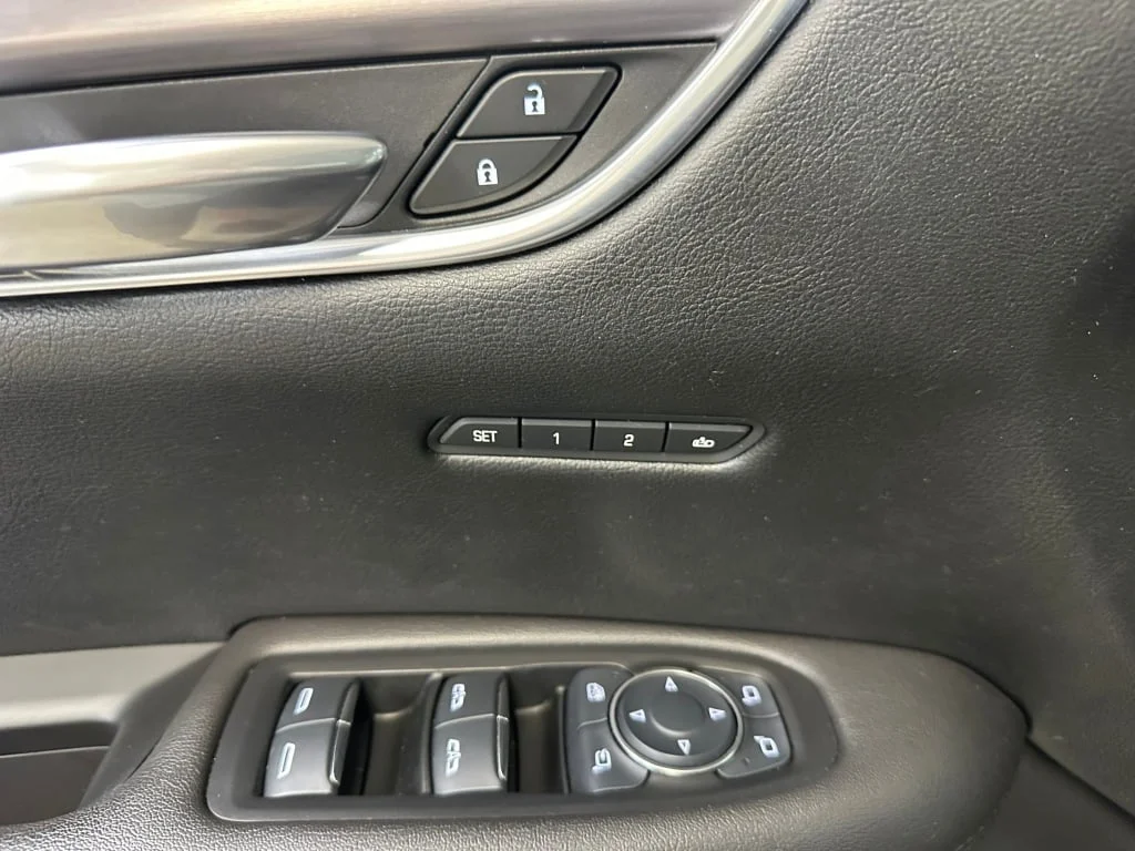 2017 Cadillac XT5 Luxury - Photo 9