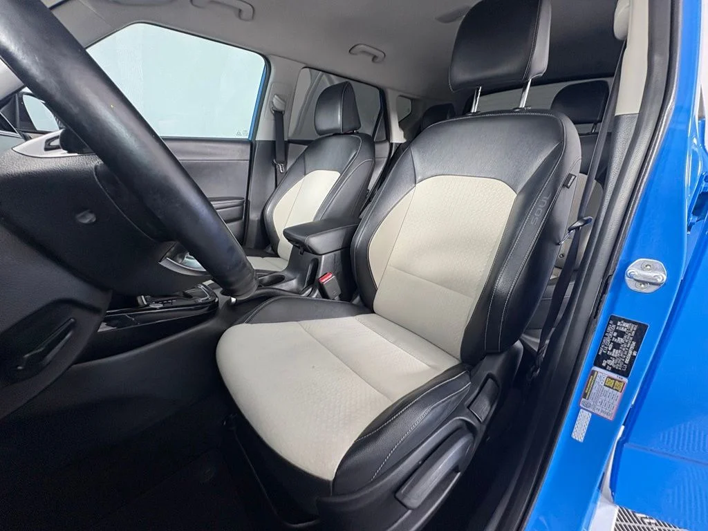 Used 2023 Blue Kia GT-Line image 17
