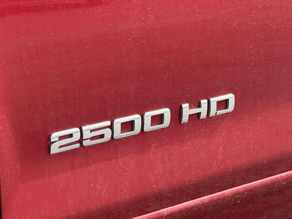Used 2018 Red Chevrolet LT image 13