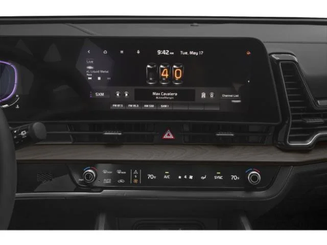 Used 2023 Jungle Green Kia X-Line image 13