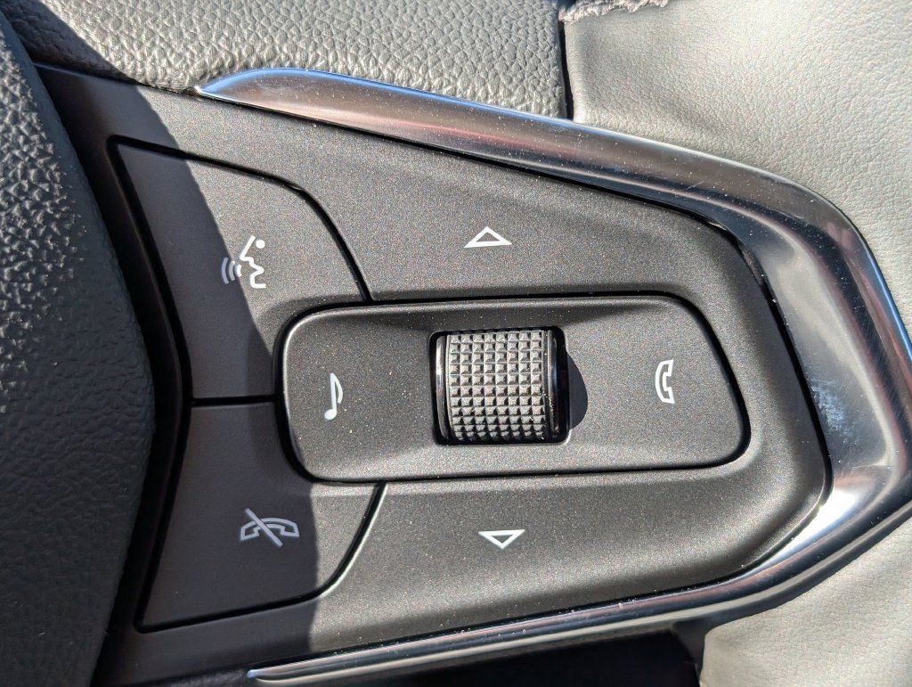 New 2026 Summit White Chevrolet LT image 19