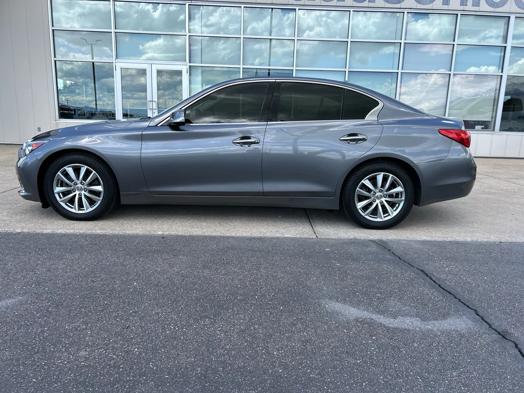 Used 2015 Graphite Shadow INFINITI Premium image 5