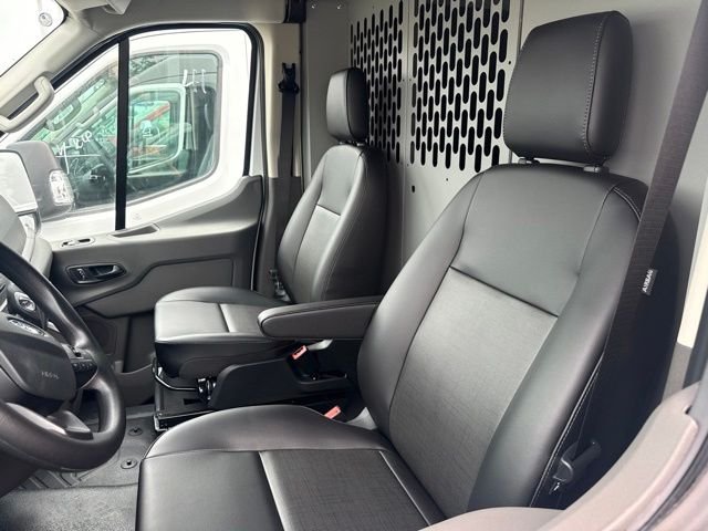 New 2026 Oxford White Ford Cargo Van image 8